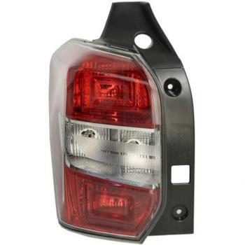 Luz trasera TYC 11-14910-05-9 Izquierda, piloto trasero con diseño específico para el lado izquierdo del vehículo, fabricado por TYC, compatible con modelos específicos de automóviles, incluye funciones de iluminación estándar