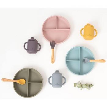 Vajilla de silicona 5 piezas Olmitos: Set completo para bebés de 6 a 36 meses, resistente y seguro - libre de BPA, apto para microondas y lavavajillas