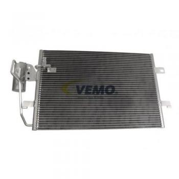 Condensador de Aire Acondicionado VEMO V30-62-1020 para Mercedes-Benz Clase A - Calidad Original
