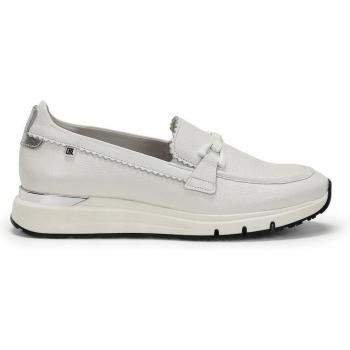Mocasines de Mujer Dorking en Color Blanco con Detalle de Piel Serena