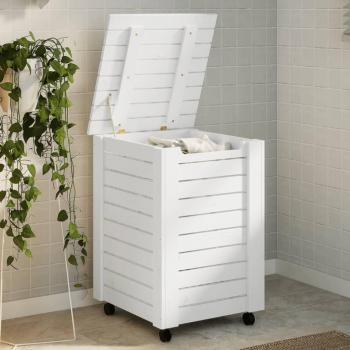 Cesta de ropa sucia con ruedas Rana, madera de pino, color blanca, dimensiones 45x45x64 cm
