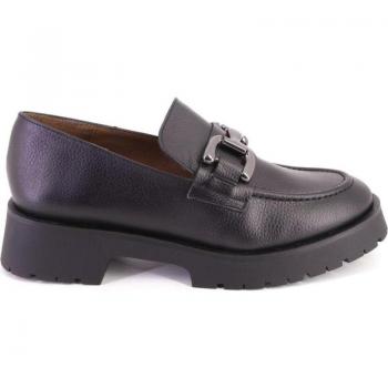 Mocasines de mujer BARMINTON 501 en piel negra con adorno metálico