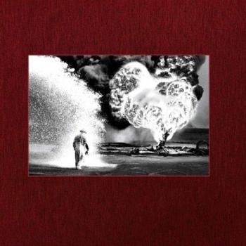Sebastião Salgado Collector's Edition: Kuwait - A Desert on Fire