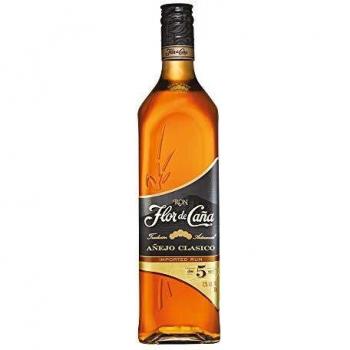 Ron Flor de Caña Añejo Clásico 5 años - 70 cl, sabor suave y equilibrado, envejecido en barricas de roble blanco, con notas de vainilla y caramelo