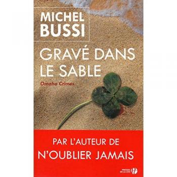 Grave dans le sable