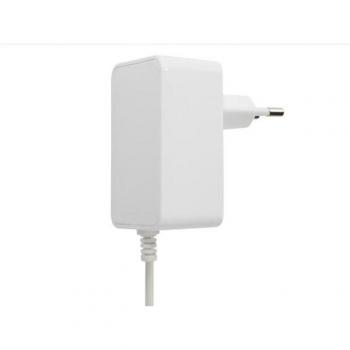 Cargador USB-C HQ-Power 5V - 3A - 15W con Diseño Compacto y Cable Largo de 150 cm