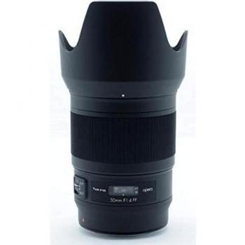 Tokina Opera - Objetivo de 50 mm