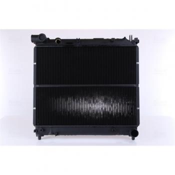 Radiador de refrigeración del motor NISSENS 64178, tipo de radiador, compatible con vehículos específicos, fabricado por Nissens, diseñado para optimizar la temperatura del motor y prevenir el sobrecalentamiento