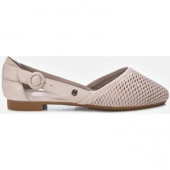 Zapatos de mujer Carmela 160760 en color taupe con suela de goma