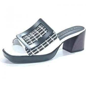 Sandalia de vestir para mujer Noa Harmon modelo 9262-60 en color blanco, sintética con tacón y plataforma