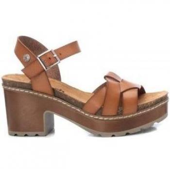 Sandalias Refresh 170786 para mujer de color taupe