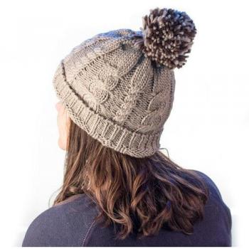 Gorro de Punto con Pompón