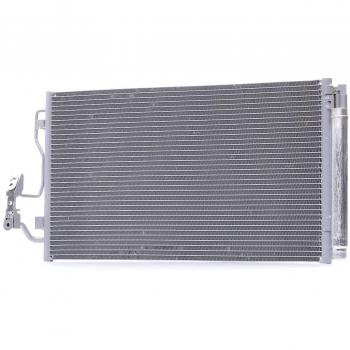 Condensador de aire acondicionado NISSENS 940236, sistema de aire acondicionado, alta eficiencia, diseño optimizado para un mejor rendimiento térmico, fabricado con materiales de calidad para mayor durabilidad y resistencia a la corrosión