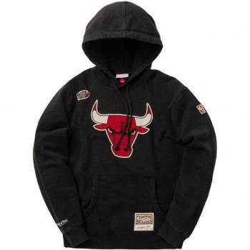 Mitchell & Ness Chicago Bulls Black NBA Team Logo Hoodie