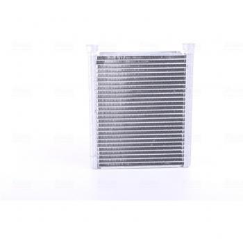Intercambiador de calor calefacción interior NISSENS 77643, radiador de calefacción NISSENS 77643
