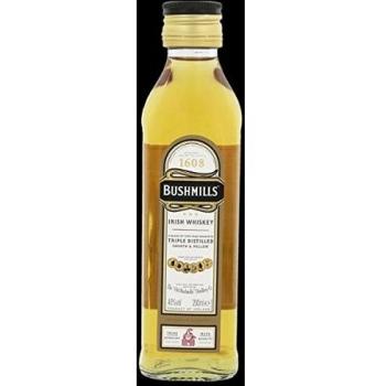 Petaca de Whisky Bushmills 20 Cl, whisky irlandés de malta, envejecido en barricas de bourbon y jerez, sabor suave y notas de vainilla y miel