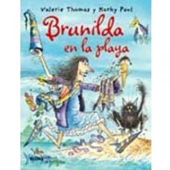 Bruja Brunilda en la playa