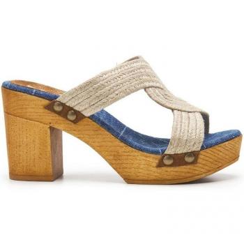 Sandalias de mujer Lois con detalle de tachuelas y tacón imitación madera