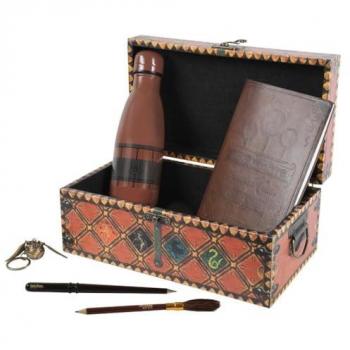 Set de regalo premium Baúl Quidditch - Incluye artículos temáticos de Harry Potter relacionados con el Quidditch, presentación en baúl decorativo, ideal para coleccionistas y fanáticos de la saga
