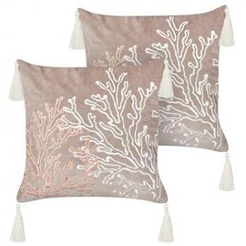 Conjunto de 2 cojines cuadrados de terciopelo taupe 45 x 45 cm con motivo coral marino y relleno de poliéster