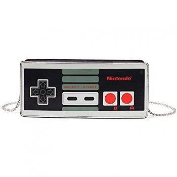 Monedero Cadena Multicolor con Diseño de Controlador NES Nintendo, Color Negro