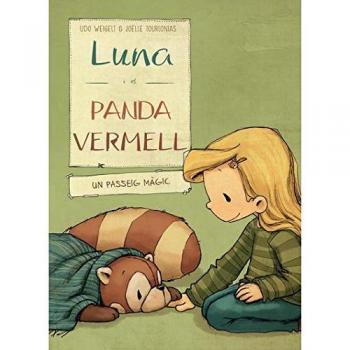 Luna i el panda vermell en un passeig màgic