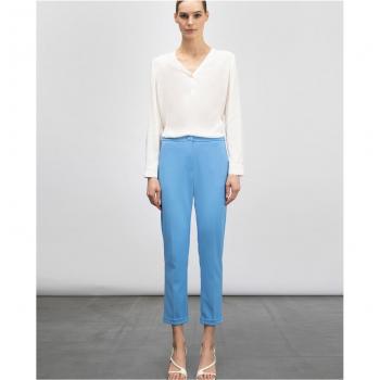 Motivi - Pantalones de vestir modelo New York de crepé con botón forrado a tono
