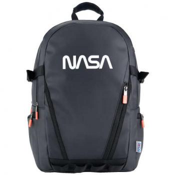 Mochila Grande Nasa Impermeable Dohe - Fabricada en poliéster impermeable - Compartimento acolchado para portátil - Cintas laterales de refuerzo - Bolsillos laterales con cremallera