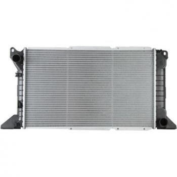 Radiador NISSENS 62081A para refrigeración del motor, compatible con vehículos, fabricado en materiales de alta calidad, diseño eficiente para optimizar la temperatura del motor y prevenir el sobrecalentamiento