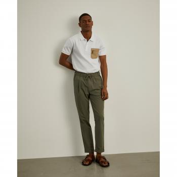 Pantalón jogger de hombre regular de malla técnica color kaki Lion of Porches