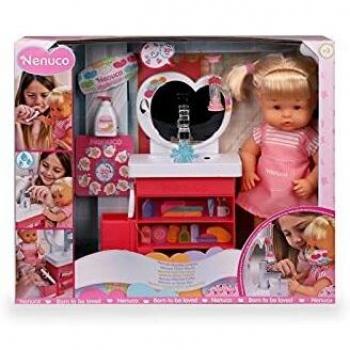Nenuco - ¿Nos lavamos las manos?, muñeco bebé de cuerpo duro, con lavabo de juguete que funciona y accesorios, para jugar a los cuidados y aprender, para niños y niñas de 3 años, Famosa