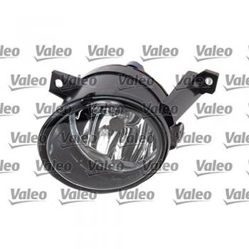 Faro antiniebla VALEO 045093 con luz de halógeno, diseño aerodinámico, lente de policarbonato resistente a impactos, montaje fácil y compatible con varios modelos de vehículos