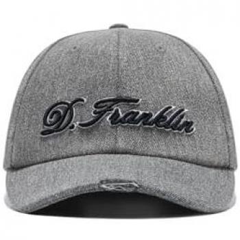 D.Franklin Gorra Logo Denim Negro - Gorra de estilo urbano, color negro, con logo distintivo de la marca D.Franklin