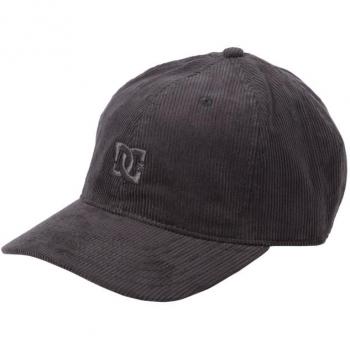 Gorra DC Star Strapback gris con diseño clásico, ajuste trasero tipo strapback, logo de DC Shoes en la parte frontal, material ligero y transpirable, ideal para uso diario y actividades al aire libre