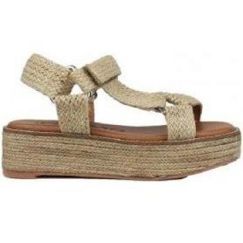 Alpargatas Bonita 10 beige para mujer de la marca Chika10