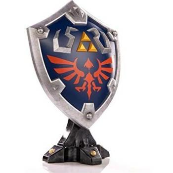 The Legend of Zelda: Breath of the Wild Hylian Shield Replica Standard Edition 29cm