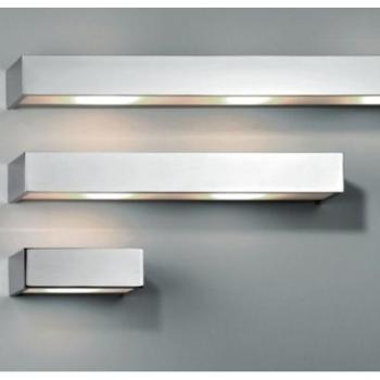 Aplique de pared Decor Walther Box 40 con diseño moderno y luz cálida