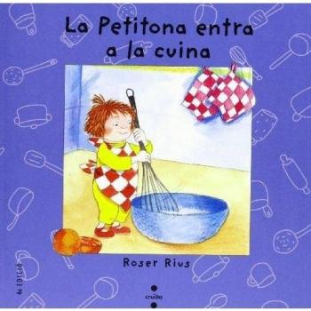 La Petitona entra a la cuina