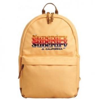 Mochila Gráfica Montana Superdry para mujer, diseño vintage y color amarillo