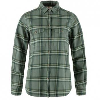 Fjällräven Övik Heavy Flannel Long Sleeve Shirt for Women in Patina Green