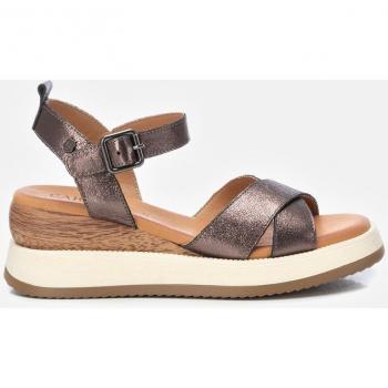 Sandalia de cuña de piel para mujer en color gris