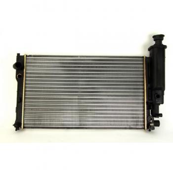 Radiador de refrigeración del motor Nissens 63613