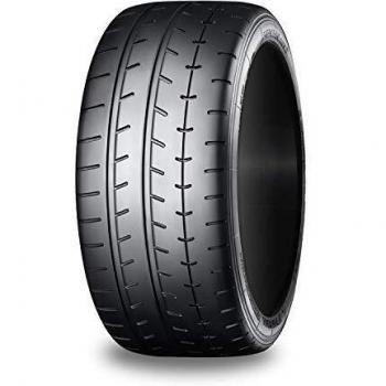 Neumático Yokohama Advan A052 (235/45 R17 97W XL)