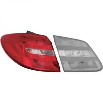 Piloto trasero VAN WEZEL 3054931 - Luz trasera exterior, diseño específico para vehículos, incluye bombillas y conectores, fabricado con materiales de alta calidad para resistencia y durabilidad