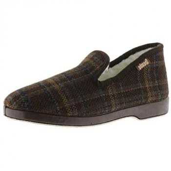 Wamba Comfortable Checkered House Slippers with Sherpa Lining and Matching Sole by Victoria 202001