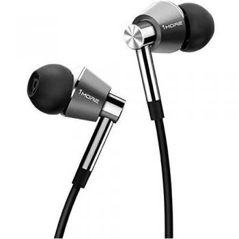 1MORE Auriculares Intrauditivos de Triple Controlador, Auriculares de Alta Resolución con Sonido de Graves de Alta Resolución, Micrófono MEMS, Control Remoto en Línea, Alta Fidelidad, Plateado