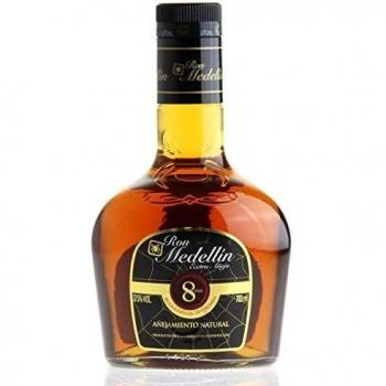 Ron Medellin 8 Años Extra Añejo Botella 700Ml