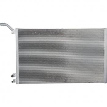 Radiador de refrigeración del motor BEHR MAHLE CR 2445 000P / Radiador de refrigeración del motor MAHLE ORIGINAL CR 2445 000P