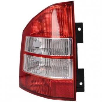 Luz trasera TYC 11-12690-11-9, piloto trasero TYC 11-12690-11-9, tipo de producto: luz/piloto trasero, características: diseño específico para el modelo correspondiente