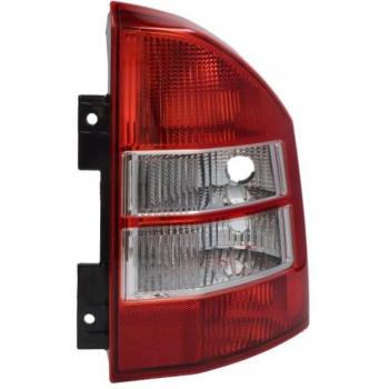 Luz trasera TYC 11-12689-11-9 - Piloto trasero, compatible con vehículos específicos, diseño original de equipo (OE), fácil instalación, alta visibilidad y durabilidad